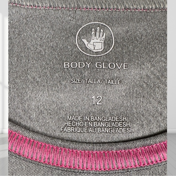 Girl Body Glove tshirt - Picture 5 of 7
